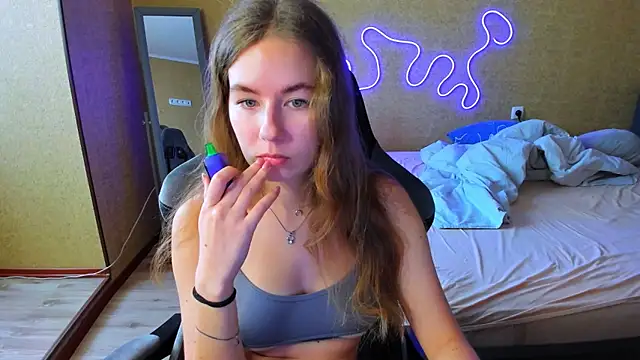 EmilyPaw online show from 30, 5, 2026