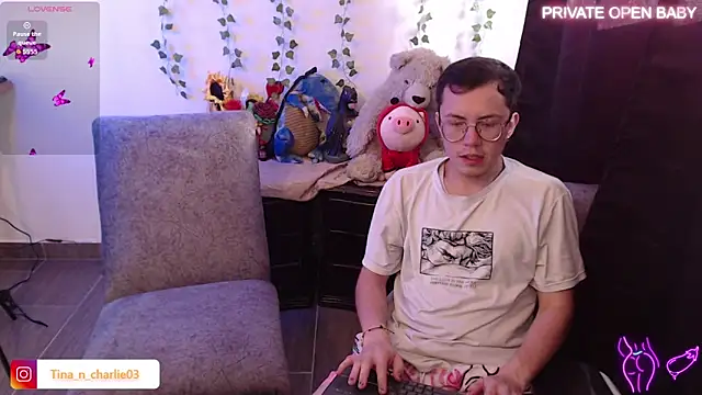 Tina 4 Charlie online show from 29, 11, 2025