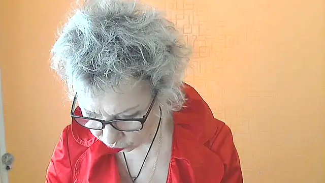 Snapshot of NessyJenixs chatting on 4, 5, 2026 NessyJenixs online show from 4, 5, 2026