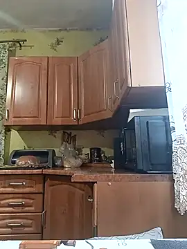 Snapshot of Laura_Kiss chatting on 30, 11, 2025 Laura Kiss online show from 30, 11, 2025