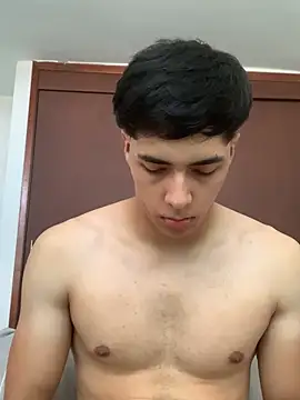 Snapshot of max_ryderr chatting on 5, 2, 2025 max ryderr online show from 5, 2, 2025