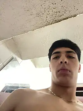 Snapshot of max_ryderr chatting on 14, 3, 2025 max ryderr online show from 14, 3, 2025