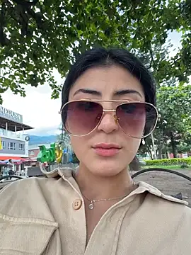 fiorella paris online show from 17, 2, 2026