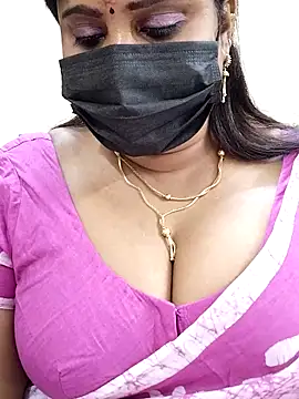 Queenflowerr online show from 14, 2, 2025