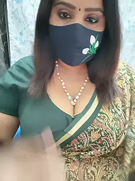 Snapshot of Queenflowerr chatting on 10, 6, 2026 Queenflowerr online show from 10, 6, 2026