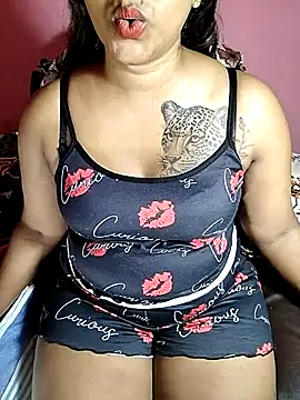 Snapshot of Sexy-Monikaa chatting on 29, 4, 2026 Sexy-Monikaa online show from 29, 4, 2026