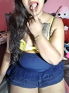 Snapshot of Sexy-Monikaa chatting on 19, 5, 2026 Sexy-Monikaa online show from 19, 5, 2026