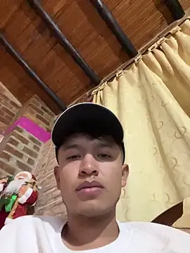 Snapshot of sebaxx8_ chatting on 2, 2, 2025 sebaxx8 online show from 2, 2, 2025