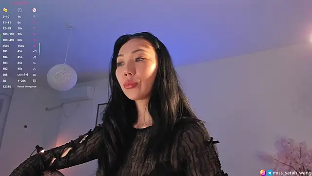 Snapshot of sarah_wang chatting on 22, 4, 2026 sarah wang online show from 22, 4, 2026