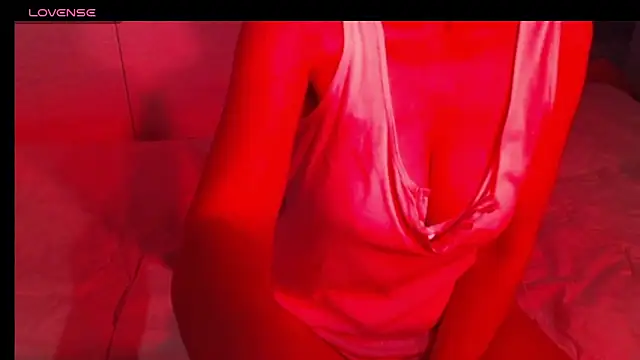 sweetchani666 online show from 26, 4, 2026