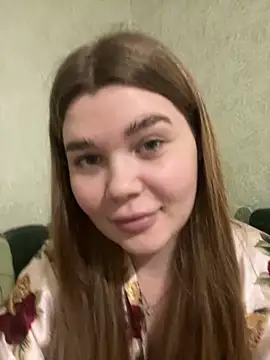Snapshot of ella_zzz chatting on 6, 3, 2025 ella zzz online show from 6, 3, 2025