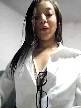 Briannasweeth17 online show from 12, 3, 2025
