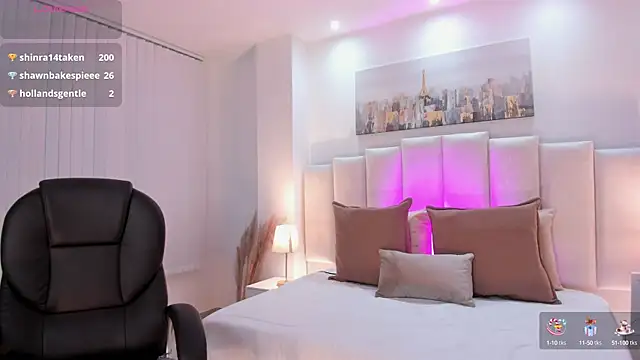 Snapshot of Layla_Breezee chatting on 12, 9, 2025 Layla Breezee online show from 12, 9, 2025