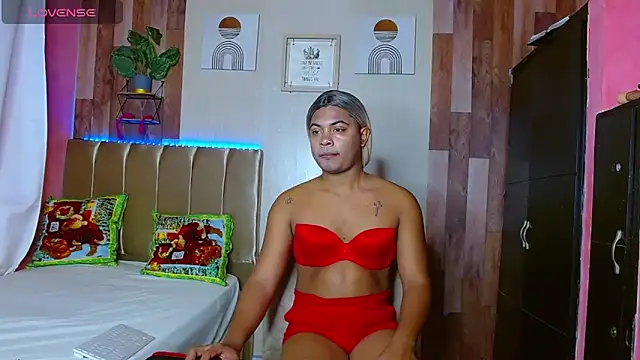 Snapshot of electrabrowns chatting on 14, 12, 2025 electrabrowns online show from 14, 12, 2025