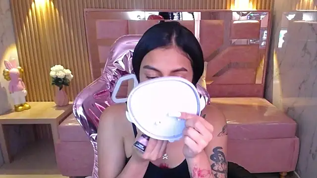 lilith petit sub online show from 5, 2, 2025