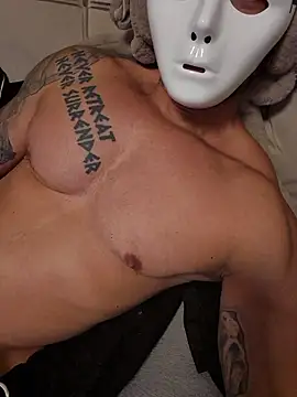 Snapshot of badbrown chatting on 10, 7, 2026 badbrown online show from 10, 7, 2026