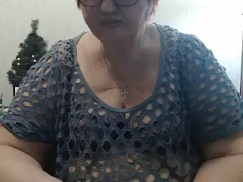 Snapshot of DeniseeRosea chatting on 27, 2, 2025 DeniseeRosea online show from 27, 2, 2025