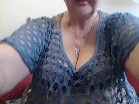 Snapshot of DeniseeRosea chatting on 27, 2, 2025 DeniseeRosea online show from 27, 2, 2025