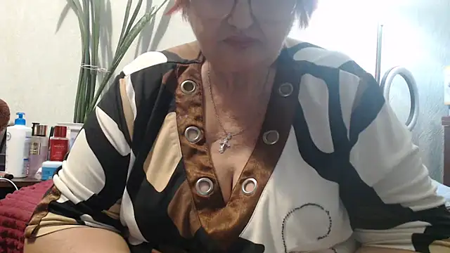 Snapshot of DeniseeRosea chatting on 15, 10, 2025 DeniseeRosea online show from 15, 10, 2025