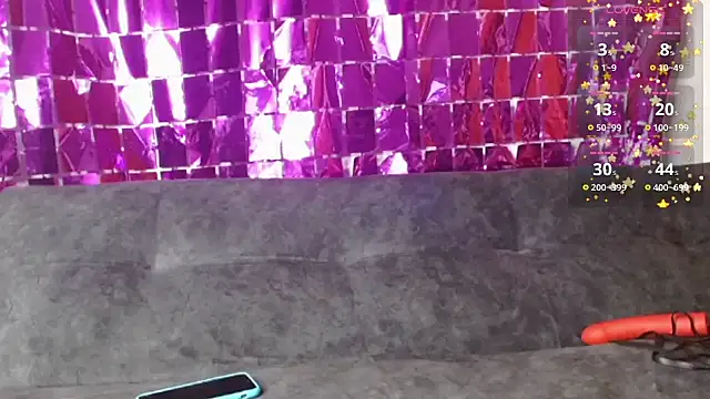 izan 20 online show from 7, 3, 2025