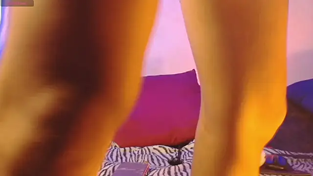 izan 20 online show from 5, 12, 2025