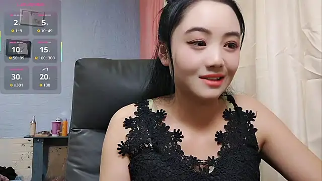 Snapshot of ManMan-520 chatting on 1, 11, 2025 ManMan-520 online show from 1, 11, 2025