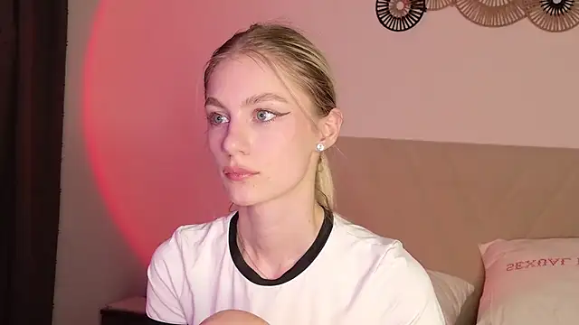 GabriellaOlsen online show from 23, 3, 2026