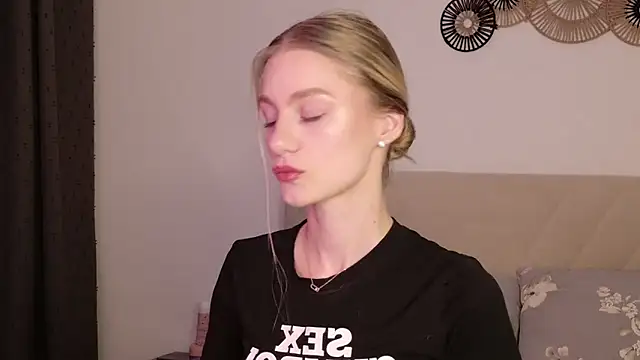 Snapshot of GabriellaOlsen chatting on 19, 5, 2026 GabriellaOlsen online show from 19, 5, 2026