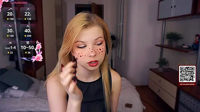 LynetHakes online show from 30, 9, 2025