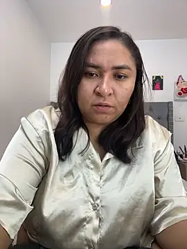 Snapshot of KarlaWild chatting on 27, 11, 2025 KarlaWild online show from 27, 11, 2025