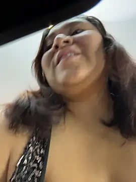 Snapshot of KarlaWild chatting on 30, 11, 2025 KarlaWild online show from 30, 11, 2025