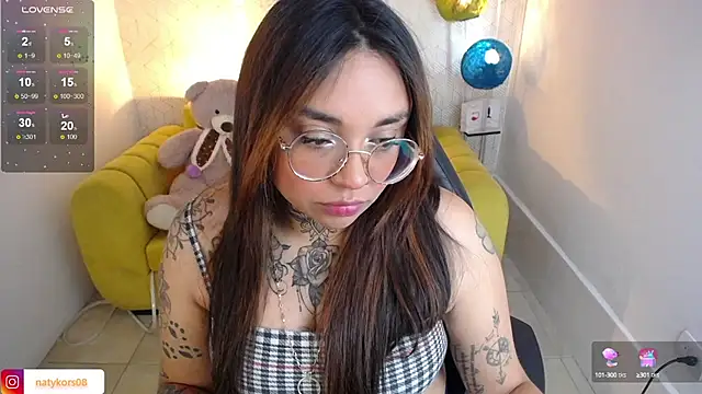 Snapshot of natyk_m chatting on 8, 2, 2025 natyk m online show from 8, 2, 2025