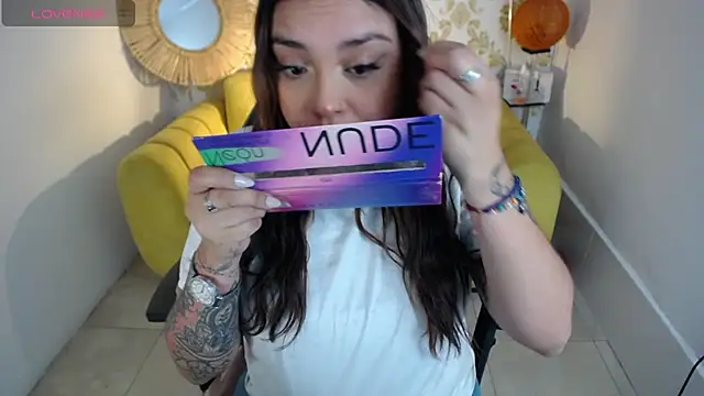 Snapshot of natyk_m chatting on 13, 3, 2025 natyk m online show from 13, 3, 2025