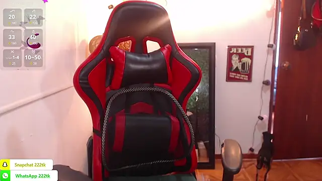 Snapshot of natyk_m chatting on 22, 9, 2025 natyk m online show from 22, 9, 2025