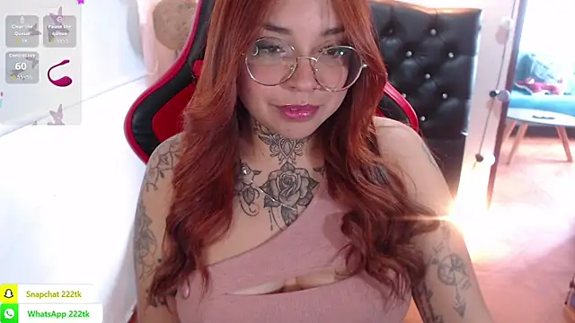 Snapshot of natyk_m chatting on 1, 10, 2025 natyk m online show from 1, 10, 2025