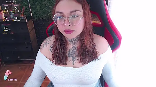 Snapshot of natyk_m chatting on 11, 2, 2026 natyk m online show from 11, 2, 2026