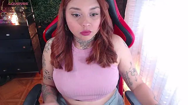 Snapshot of natyk_m chatting on 19, 2, 2026 natyk m online show from 19, 2, 2026