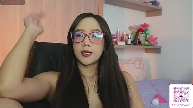 Snapshot of sophi_lii chatting on 8, 5, 2026 sophi lii online show from 8, 5, 2026