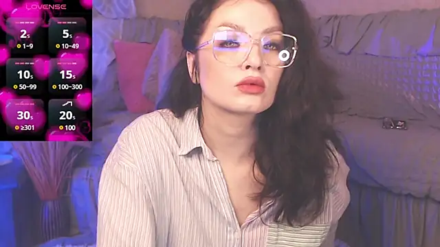 BritneyBarker online show from 10, 1, 2025