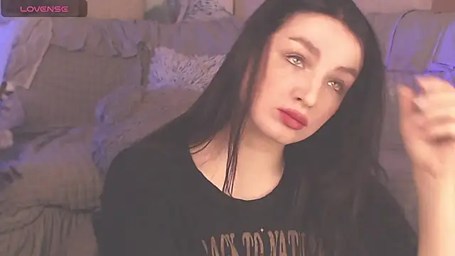 BritneyBarker online show from 19, 3, 2025