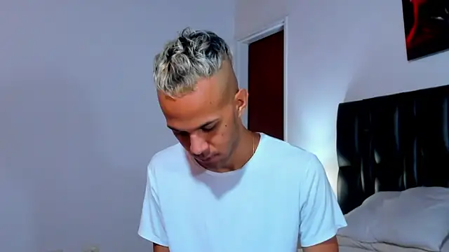 Jeremmy Love online show from 8, 2, 2025