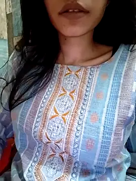 Snapshot of cute_IndianBabe chatting on 4, 10, 2025 cute IndianBabe online show from 4, 10, 2025