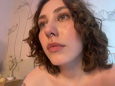 Molli Luv online show from 27, 2, 2025