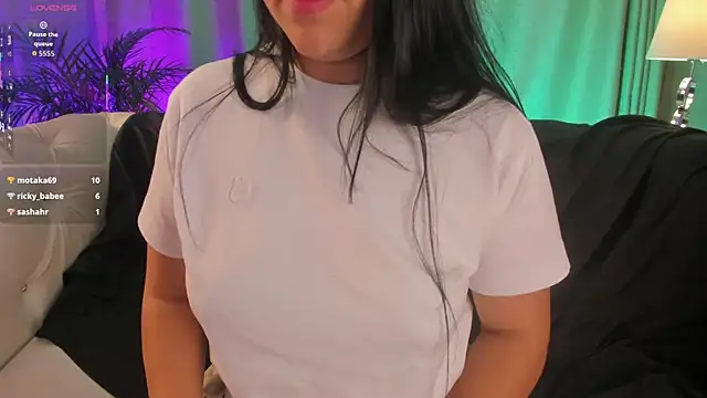 Hannah Jonhson online show from 14, 9, 2025