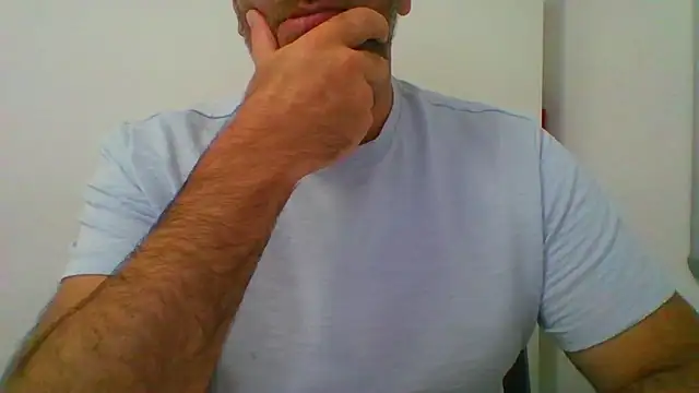 Snapshot of _tuga_man_ chatting on 25, 9, 2025 tuga man online show from 25, 9, 2025