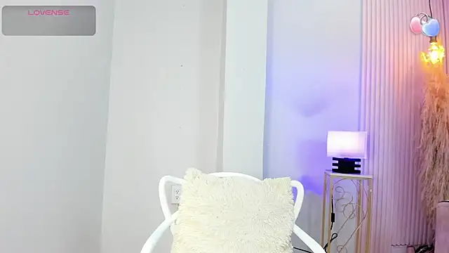 Snapshot of alana_rossetti chatting on 20, 2, 2026 alana rossetti online show from 20, 2, 2026