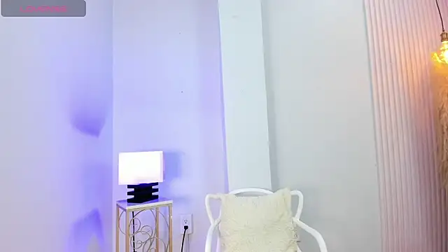 Snapshot of alana_rossetti chatting on 28, 2, 2026 alana rossetti online show from 28, 2, 2026