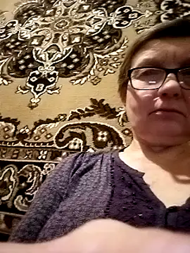 Snapshot of MilanaSmitt516 chatting on 4, 2, 2025 MilanaSmitt516 online show from 4, 2, 2025
