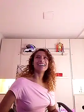 Snapshot of Zoedaniels chatting on 27, 2, 2025 Zoedaniels online show from 27, 2, 2025