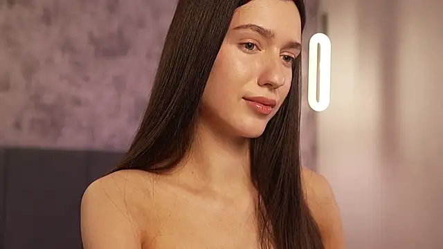 Snapshot of justbarbiee chatting on 11, 10, 2025 justbarbiee online show from 11, 10, 2025